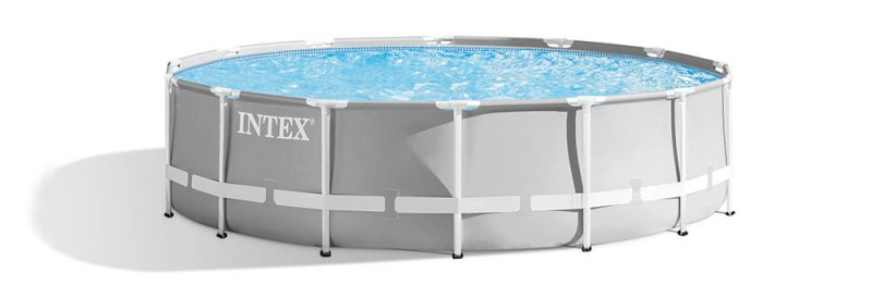 Faire l'achat d'une piscine prism Intex, de référence 26718fr modèle rond à disposer dans le jardin, jolie design pour l'extérieur lors des saisons chaudes.