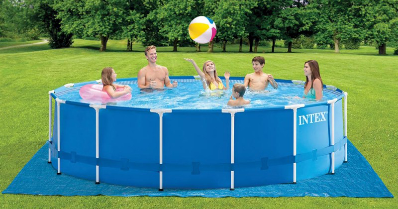 Meilleure piscine tubulaire arondie metal frame de marque Intex spécialiste de la piscine hors sol en Europe, France et Belgique